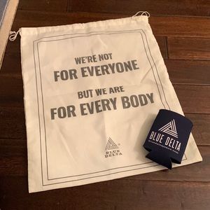 Blue Delta Dust Bag and Koozie Set